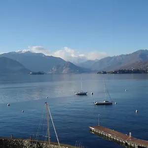 https://la-dama-del-porto.it-lombardy.com